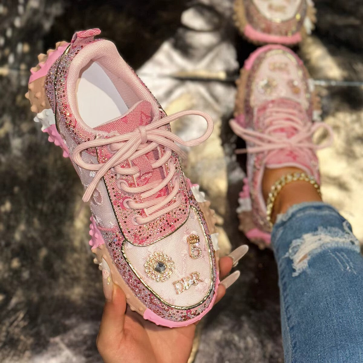 Women’s outdoor luxury shoes