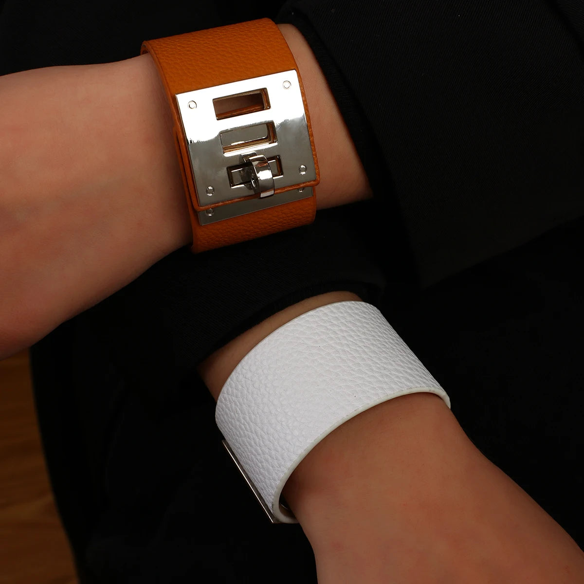 Buckle Bracelet : Fastening Wrist Jewelry - Mag & Doudy