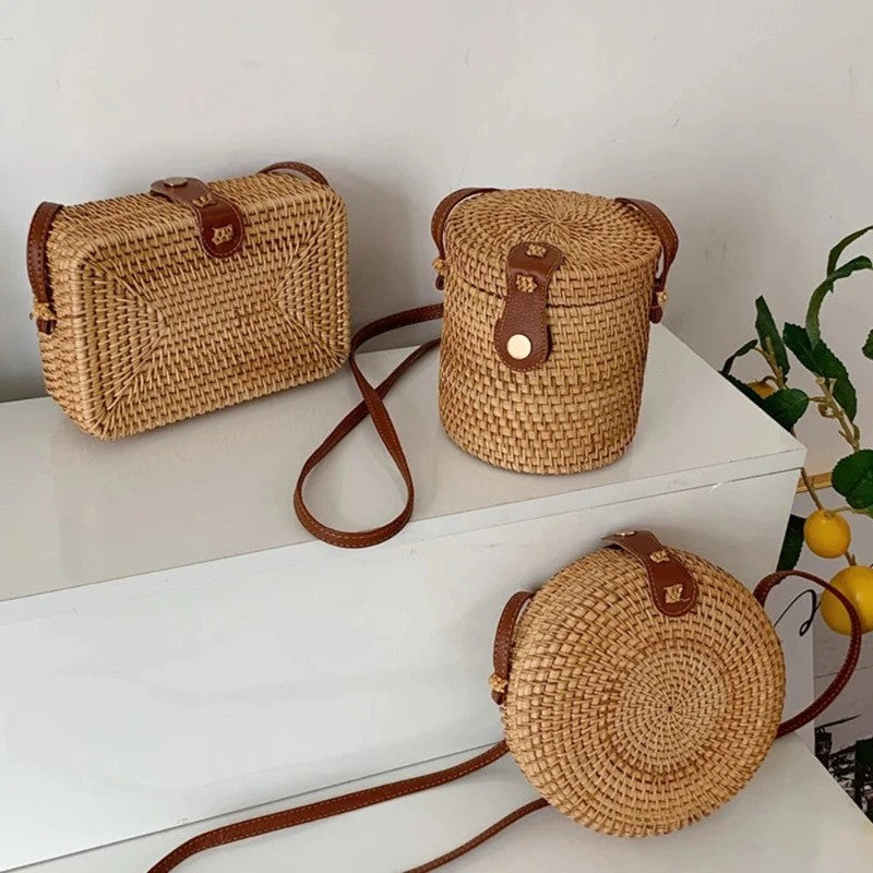 Chic Carryall Bag : Stylish Utility - Mag & Doudy