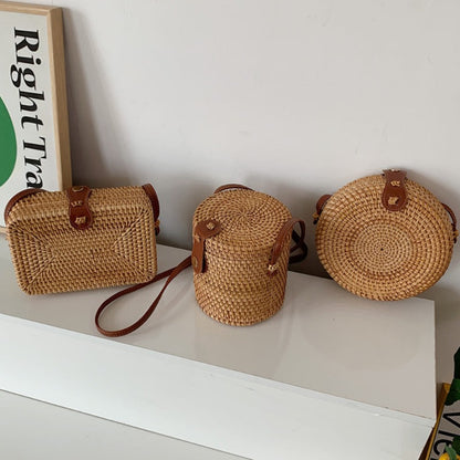 Chic Carryall Bag : Stylish Utility - Mag & Doudy