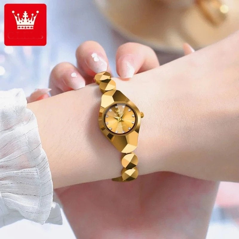 graceful Elegancia jewelry for evening wear- Mag & Doudy