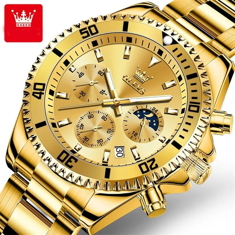 Stylish men’s gold wristwatch 