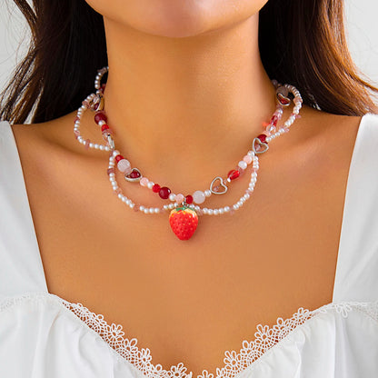 Sophisticated bridal pearl jewelry piece