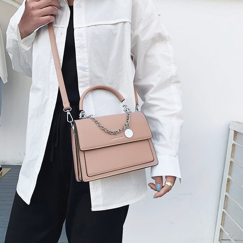 Fashion chain accent bag - Mag & Doudy